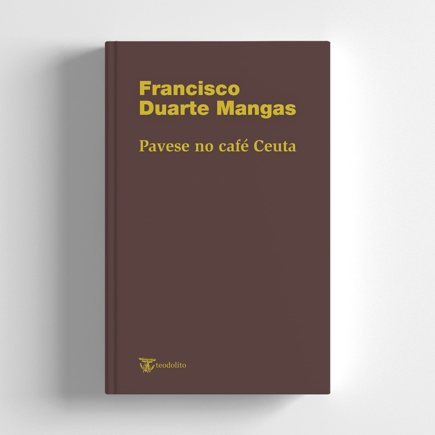 Pavese no Café Ceuta